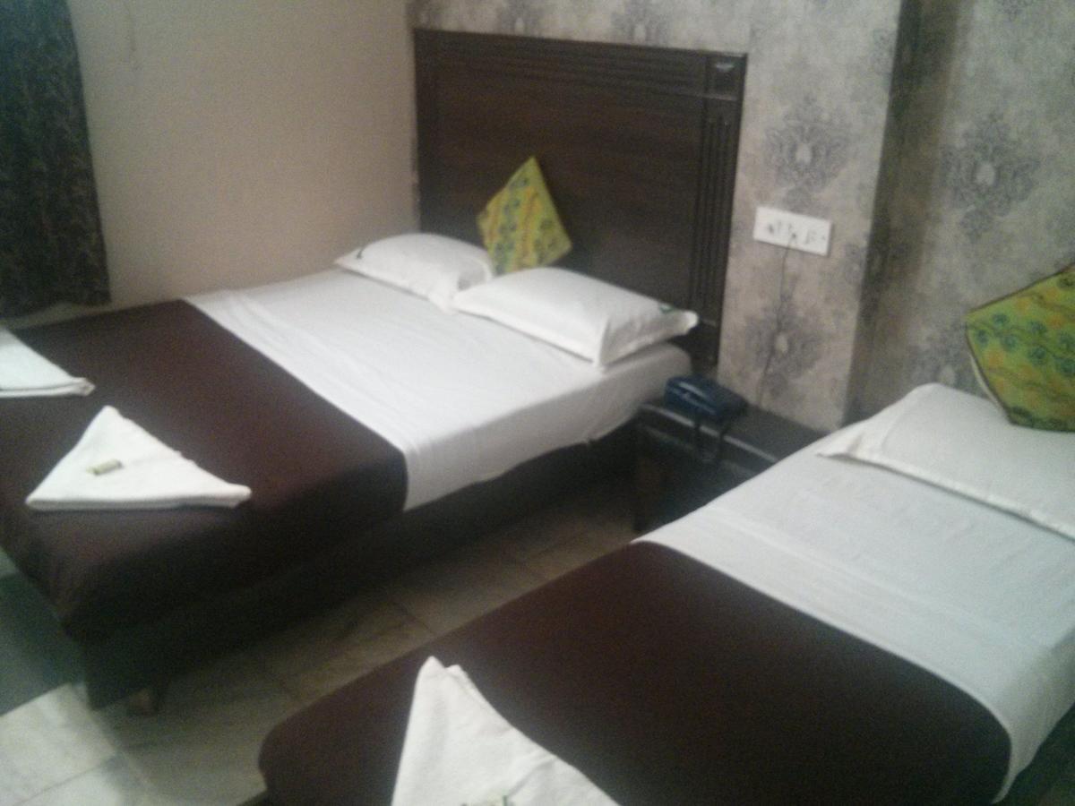 Oyo 5377 Hotel Raaj Bhaavan Chennai Exterior foto