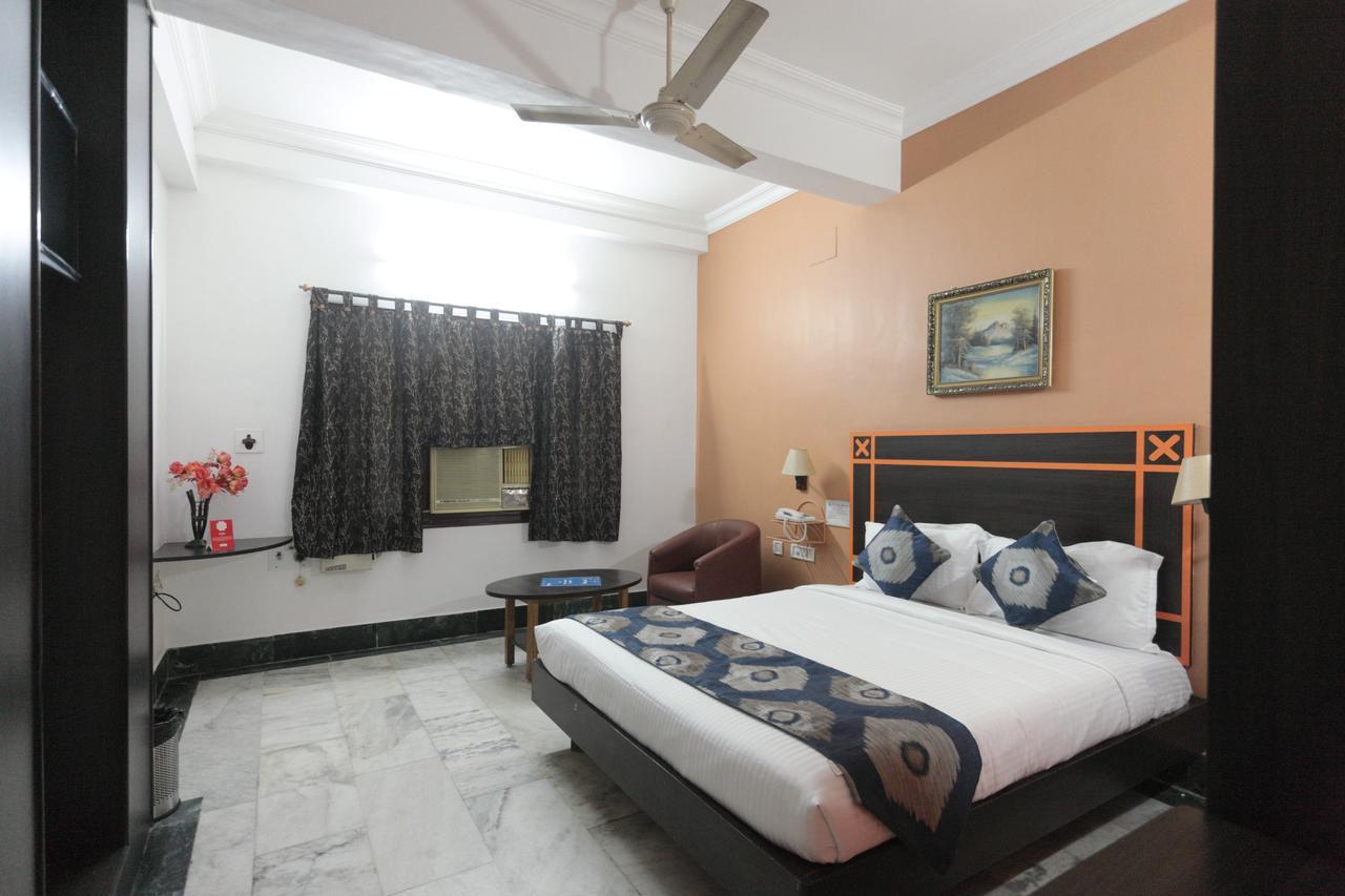 Oyo 5377 Hotel Raaj Bhaavan Chennai Exterior foto